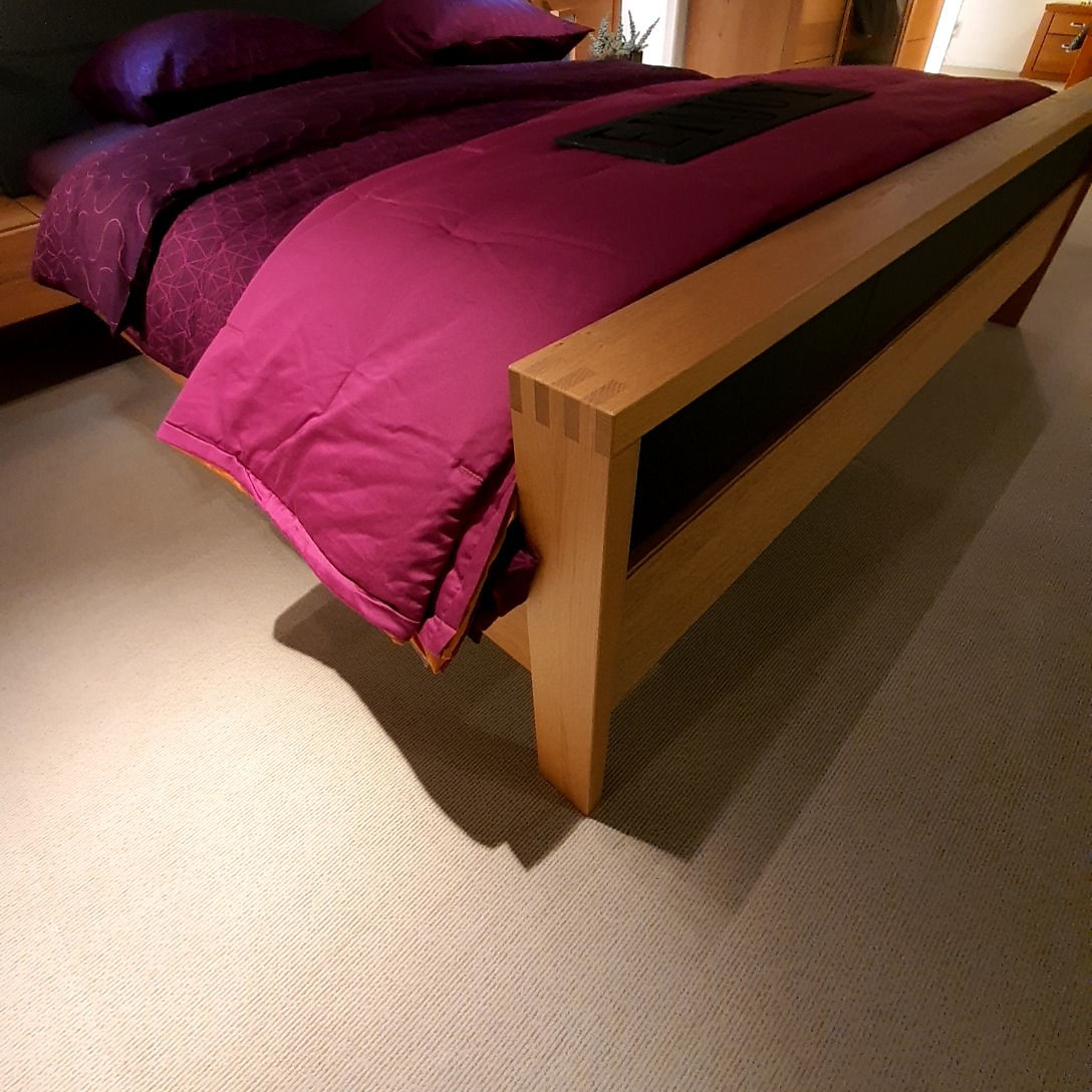 Hülsta Acrea bed - 180x200 met slaapkamerkast - Details