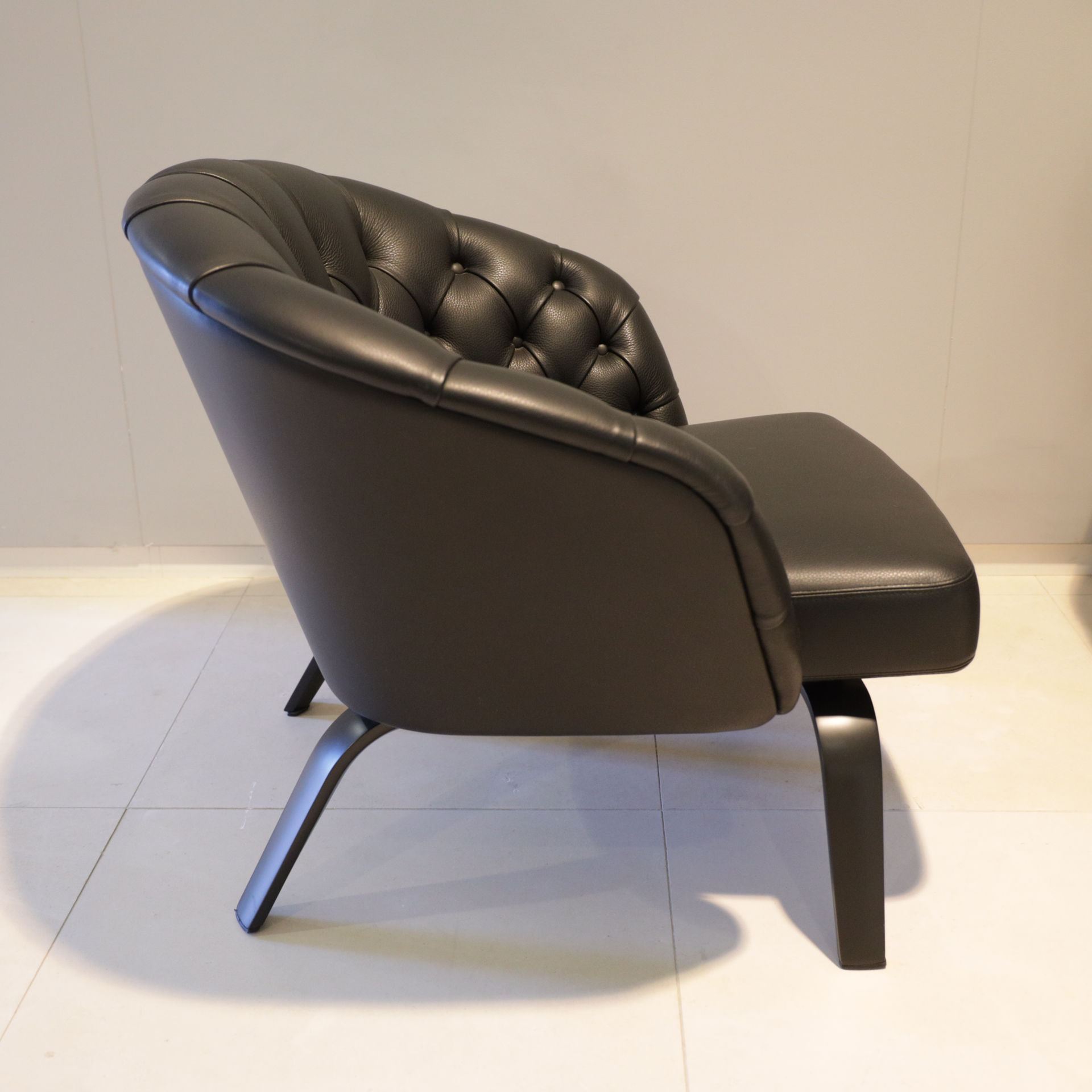 Italiaans Design fauteuil - Vooraanzicht