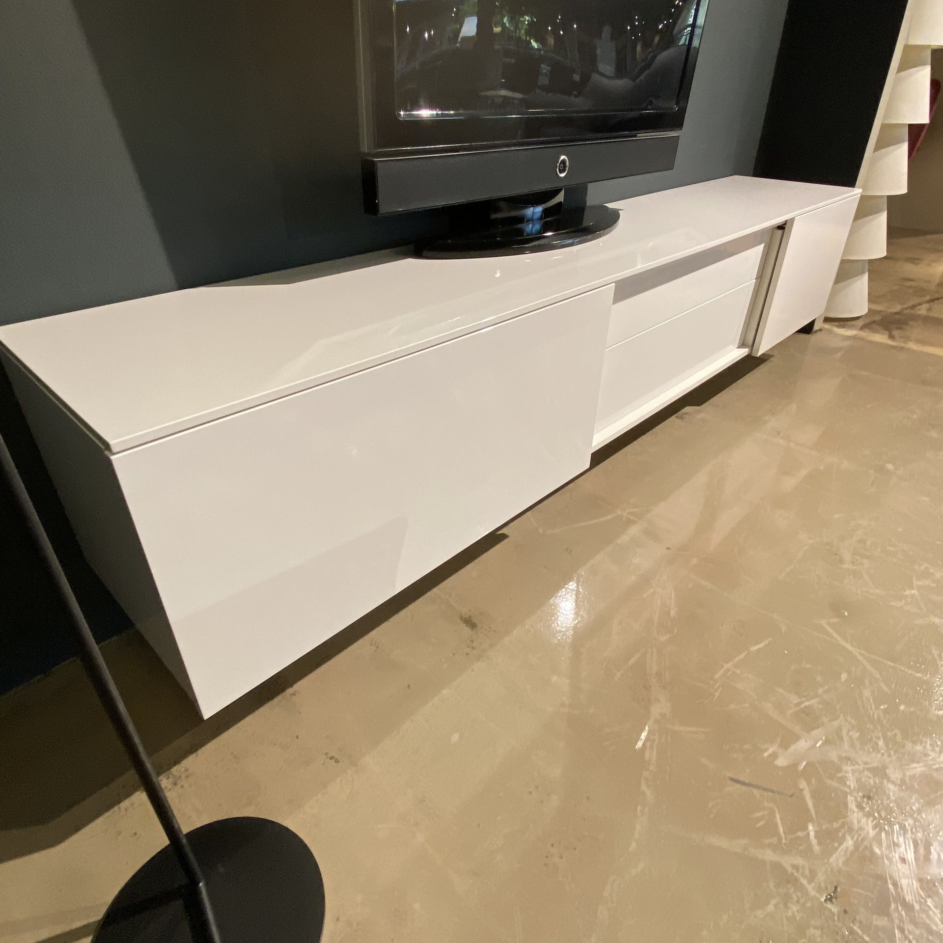 Karat C240R TV-meubel